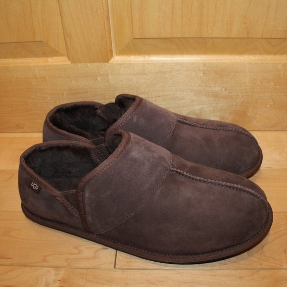 NIB MEN'S UGG SLIP ON SUEDE SHEARLING SLIPPERS BROWN - Picture 2 of 8